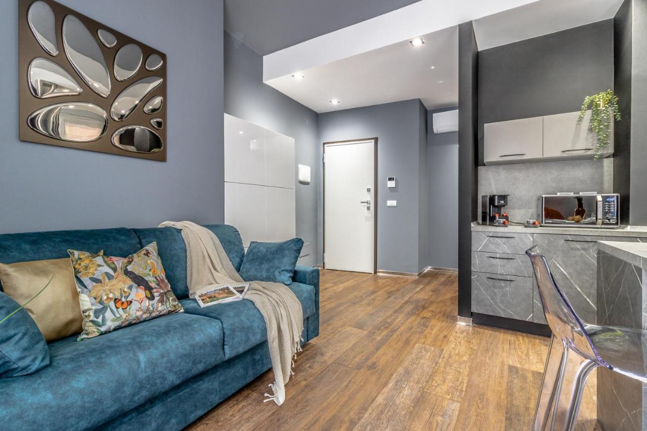 Ugo Bassi Apartments โบโลญญา ภายนอก รูปภาพ