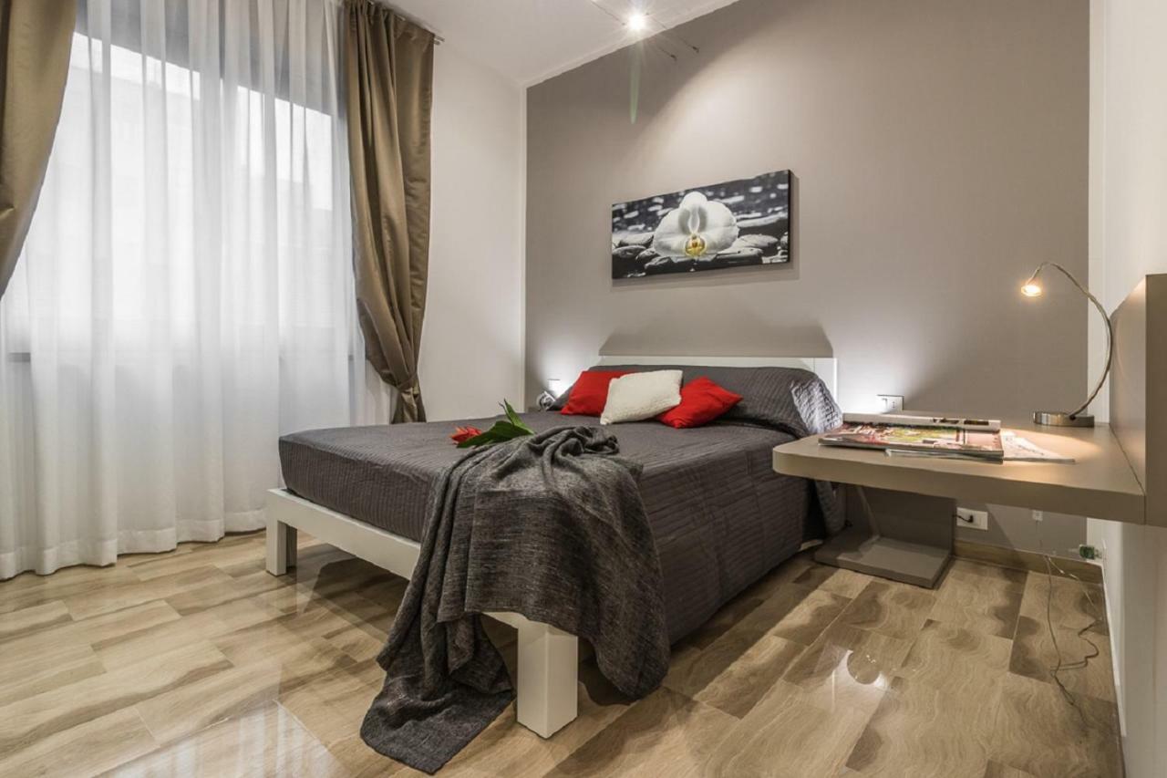 Ugo Bassi Apartments โบโลญญา ภายนอก รูปภาพ